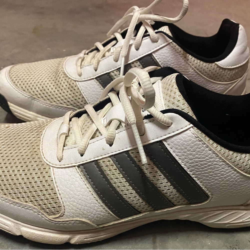 Mens Adidas golf shoes.
